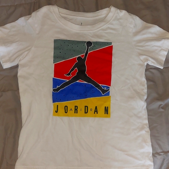 Kids Small Jordan brand t-shirt - Picture 1 of 3